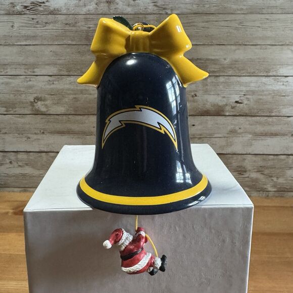 2006 San Diego Chargers Christmas Bell Ornament Danbury Mint -- Original Box - Picture 1 of 8